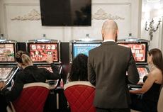 game crypto 8Day